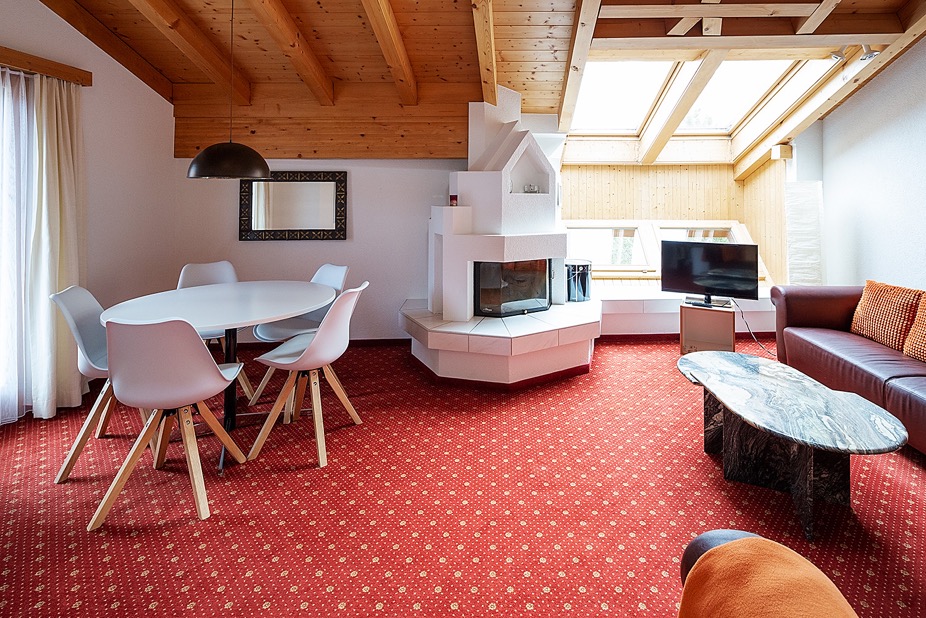 F035: living-room